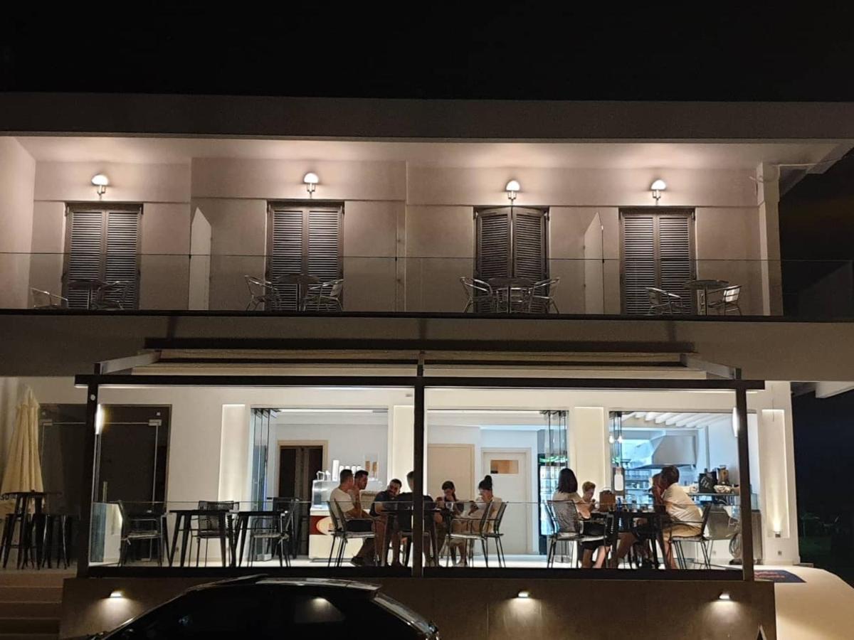 Angelo Cafe Hotel โตโล ภายนอก รูปภาพ