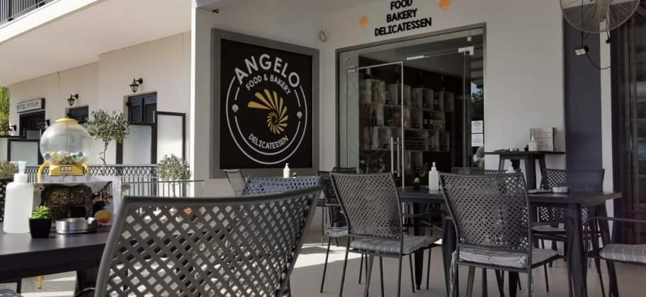 Angelo Cafe Hotel โตโล ภายนอก รูปภาพ